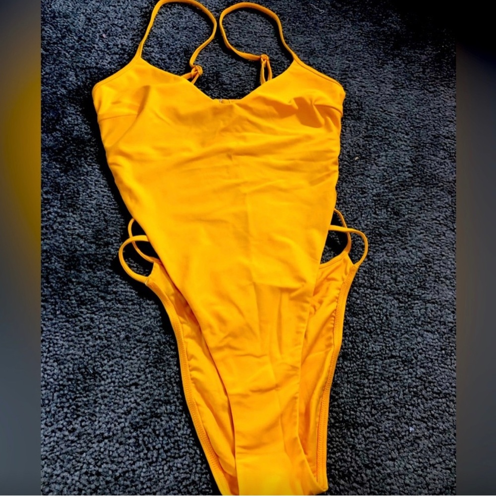 BONDI BATHER AUSTRALIA SWIMSUIT